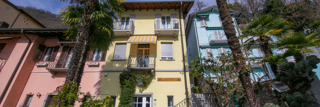 Casa Tame - Pieds Dans L'eau, Melide — photo 1
