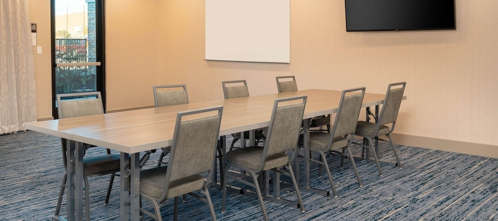 Homewood Suites By Hilton Livermore, Ливермор — фото 1