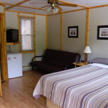 Peacock Villa Motel, Northern Bruce Peninsula — photo 2