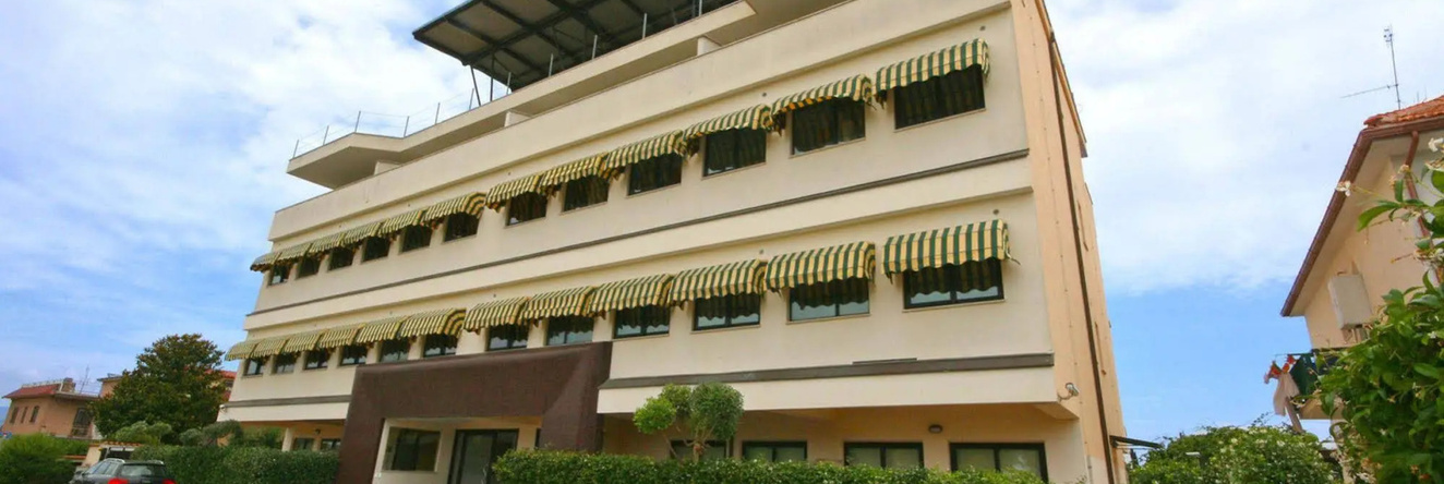 Della Piana Residence, 阿普里利亚 — 照片 1