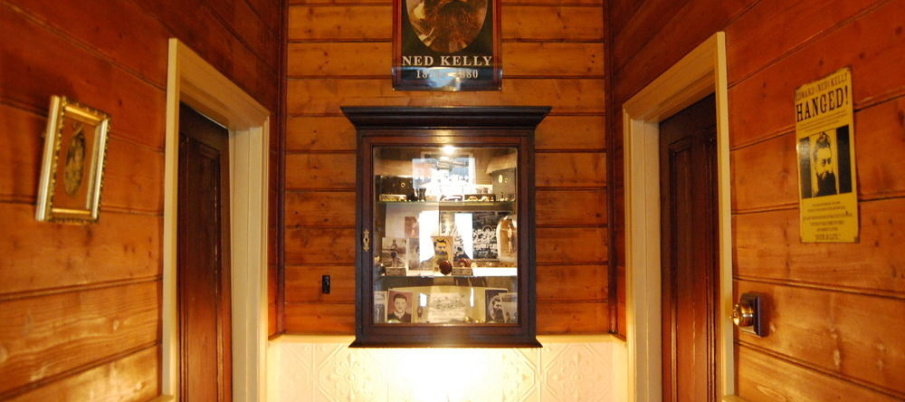 Kelly and Wright Luxury Accommodation, Beechworth — photo 1