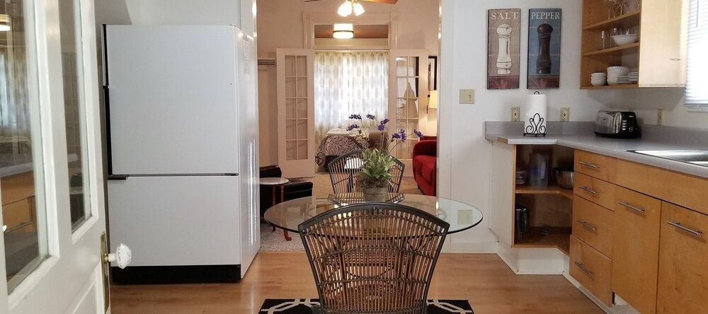Lettered Streets Vintage Suite - Studio Apartment, 贝灵厄姆 — 照片 1