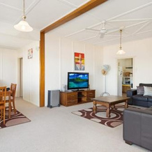Wheelchair Friendly with water views - Welsby Pde, Bongaree, Bongaree — photo 2