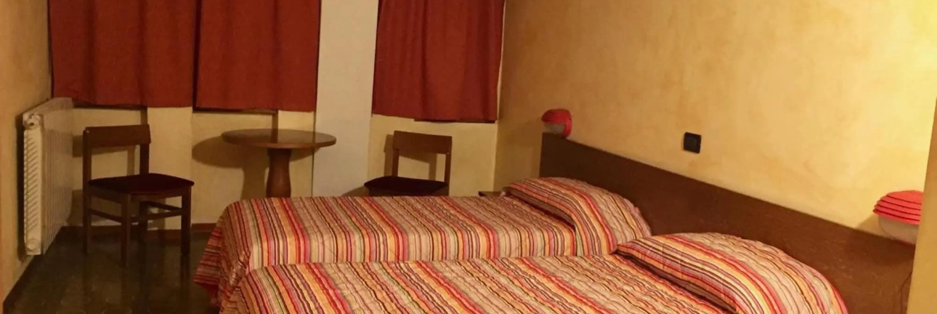 Hotel Sarre, 萨尔 — 照片 1