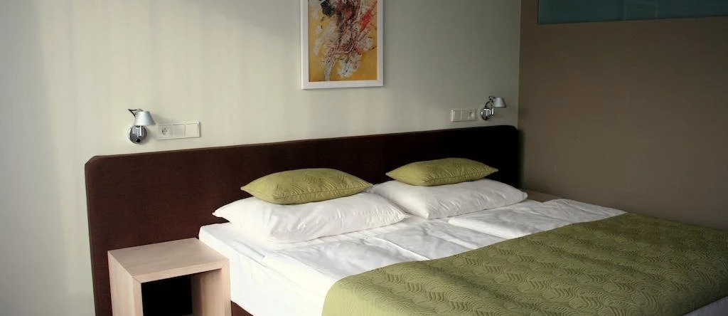Hotel A Restaurace Split, 卡达尼 — 照片 1