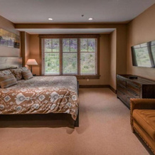 East West Hospitality Tahoe, 特拉基 — 照片 3