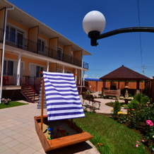 Uyutnyij Dvorik Hotel, 佩索奇诺耶 — 照片 3