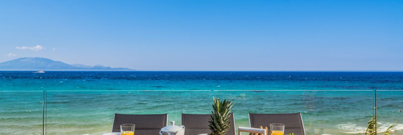 Perla Beach Villa, Циливи — фото 1