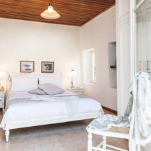 "Memory" Apt in Stone Tower 1690 • Andros Island, 安德罗斯岛 — 照片 2