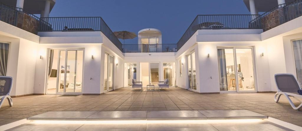 B&B Villa Boutique Tenerife, 阿德赫 — 照片 1