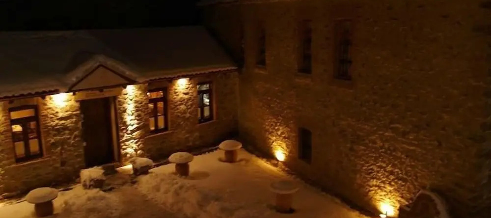 Agios Germanos Traditional Hotel, 弗洛里纳 — 照片 1