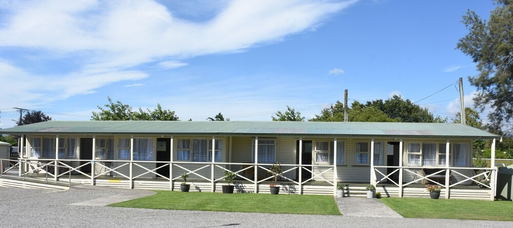 Featherston Motels And Camping, 费瑟斯顿 — 照片 1