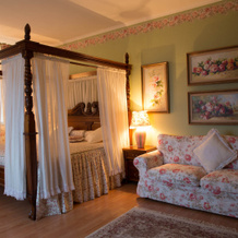Viktorianskij Cottage, Nakhabino — photo 3