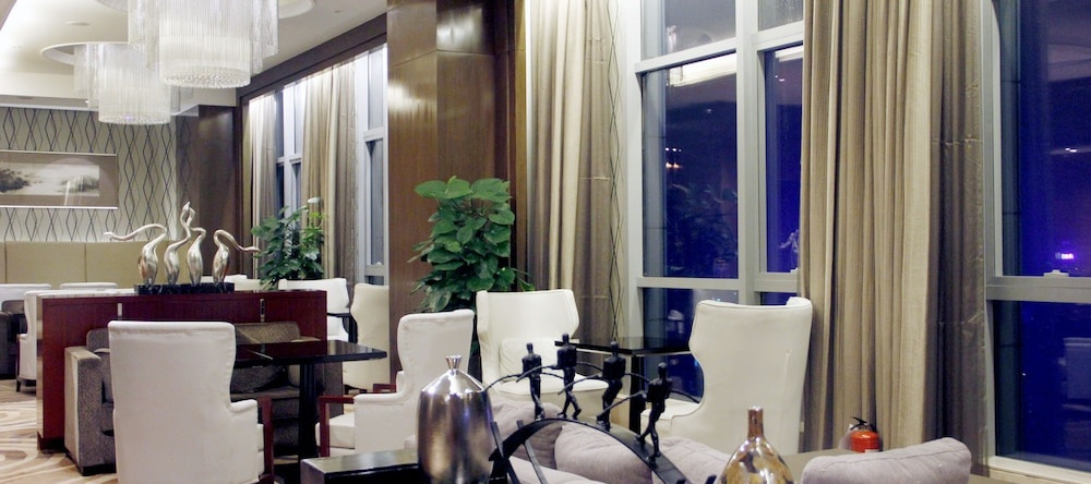 Crowne Plaza Hotel Xiangfan, Сянъян — фото 1