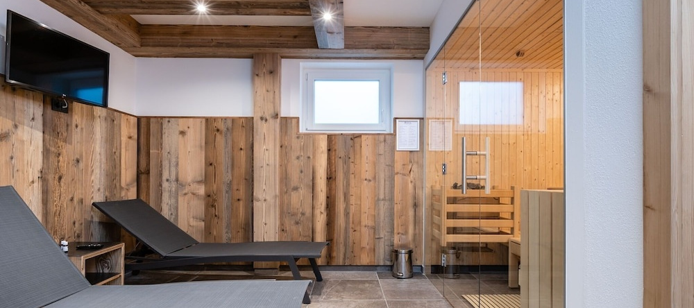 Luxurious Holiday Home in Mühlbach With Private Sauna, 穆尔巴赫阿姆霍赫柯尼希 — 照片 1