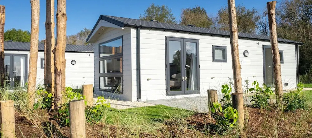 Chalet by Veluwemeer With Water Sports, 比丁赫伊曾 — 照片 1