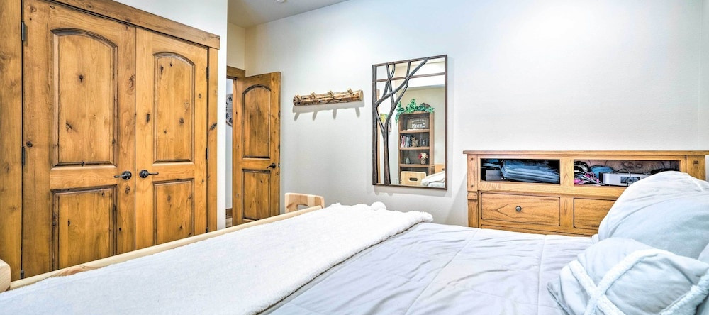 Ronald Home W/ Direct Cle Elum Lake Access!, Истон — фото 1