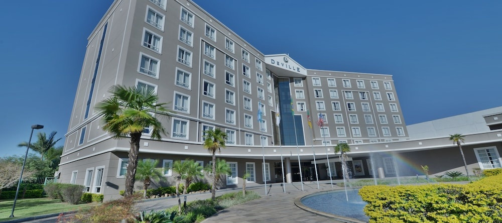 Deville Porto Alegre Aeroporto, 阿雷格里港 — 照片 1