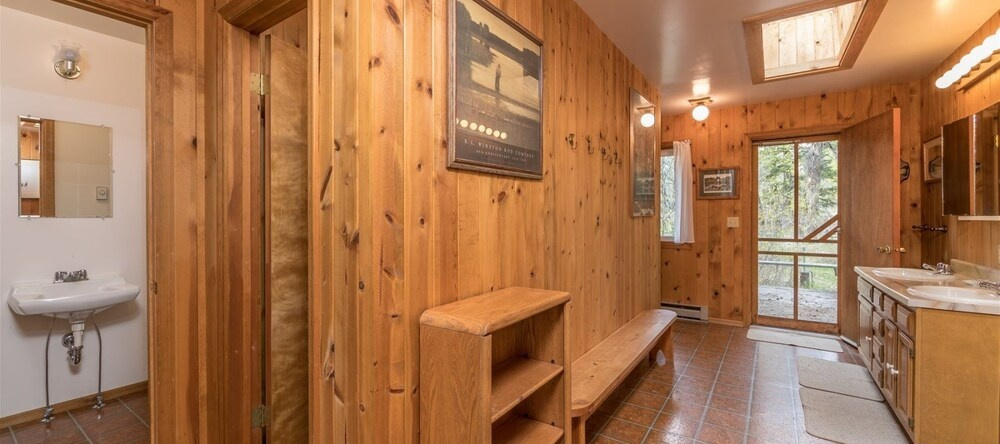 Ennis - T-Lazy-B Ranch, Эннис — фото 1