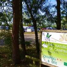 Camping La Loire Fleurie, 勒佩里耶 — 照片 2