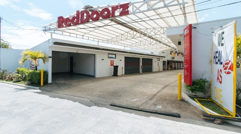 RedDoorz @ EL Runway Hotel Bulacan, Plaridel — photo 1