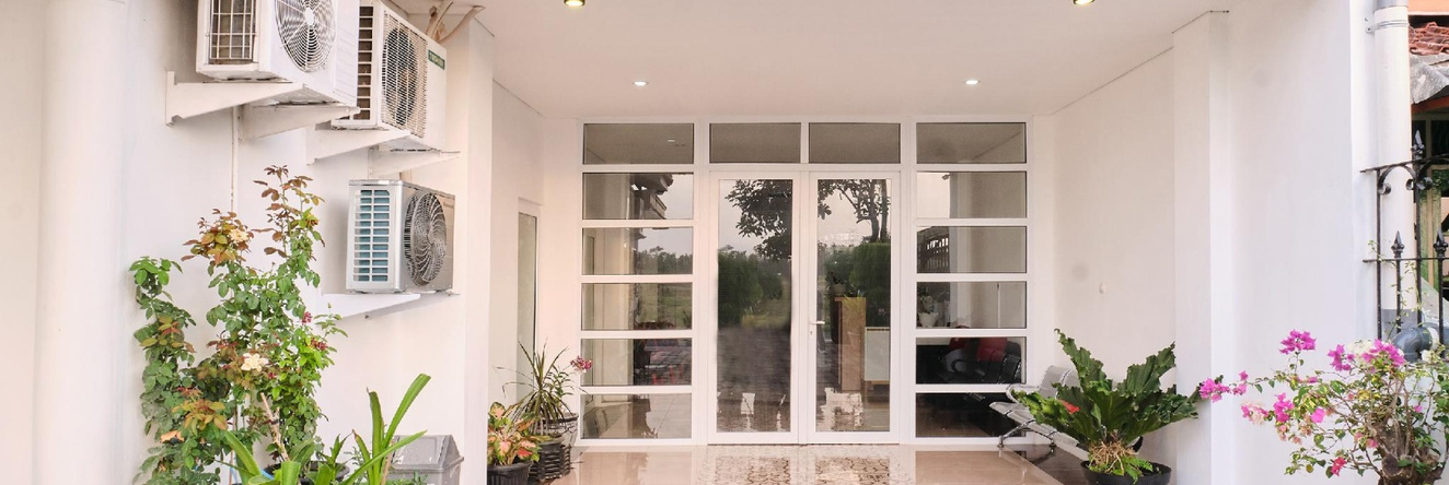 OYO 2314 Hapsari Homestay Syariah, Sindutan — photo 1