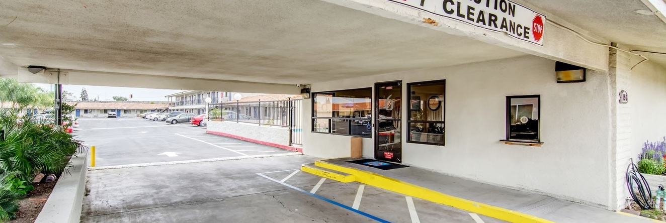 Motel 6 Manteca, Ca, Мантека — фото 1