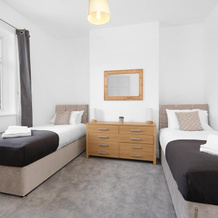Heathrow Living Stanwell Serviced House, Ashford — photo 5