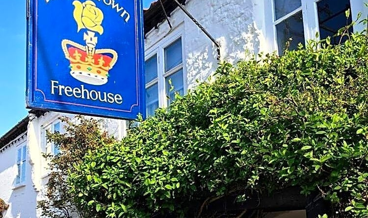 The Rose And Crown, 斯内蒂舍姆 — 照片 1