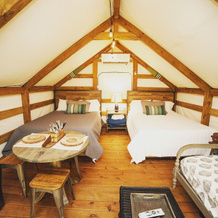 Geronimo Creek Retreat Getaway Cabin #6 1 Bedroom 1 Bathroom Cabin, Сегин — фото 4