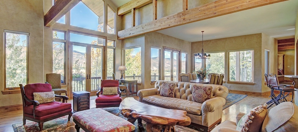 Luxury With Mountain Views, Private Hot Tub Arrowhead 6 Bedroom Townhouse, Edwards — photo 1