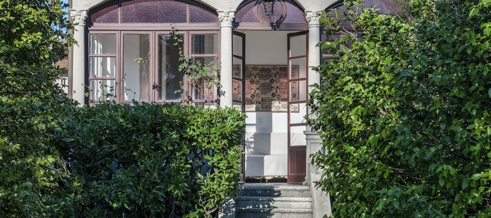 Villa Evelina 10 Emma Villas, Траведона-Монате — фото 1