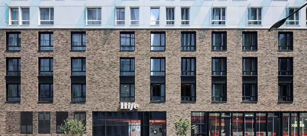 Hife Paris Issy, Исси-ле-Мулино — фото 1