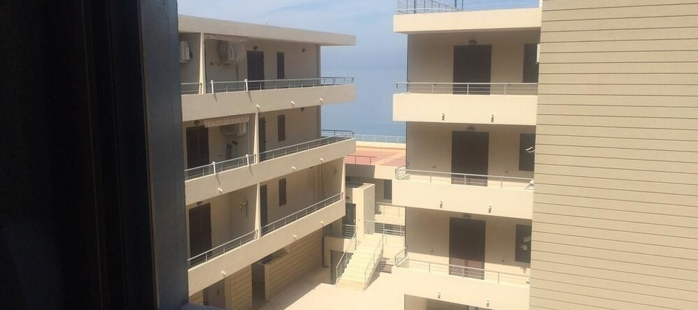 Bagnara Beach, 巴尼亚拉卡拉布拉 — 照片 1