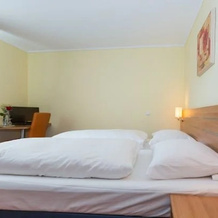 Hotel Waldschlössel, 奥夫特斯海姆 — 照片 3
