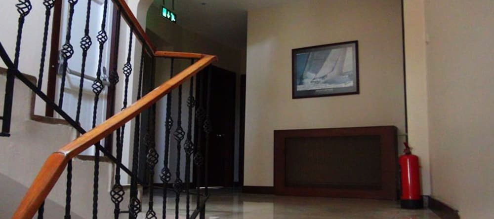 Carikci Hotel, 吉雷松 — 照片 1