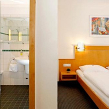 Landhotel Altes Wasserwerk, 弗赖恩斯海姆 — 照片 3