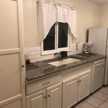 Nice 2 Bedroom in Burbank, 伯班克 — 照片 2