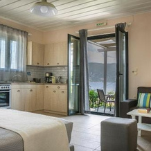 Martini Waterfront Suites, Fiskardo — photo 4