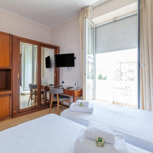 HOTIDAY Hotel Alassio, 阿拉西奥 — 照片 4