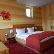 Hotel Eleganz, 勒茨 — 照片 3