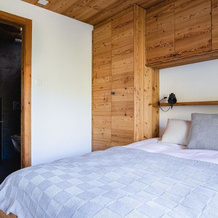 Authentic Swiss Spa Chalet Hot Tub & Sauna, Ла-Тзума — фото 2