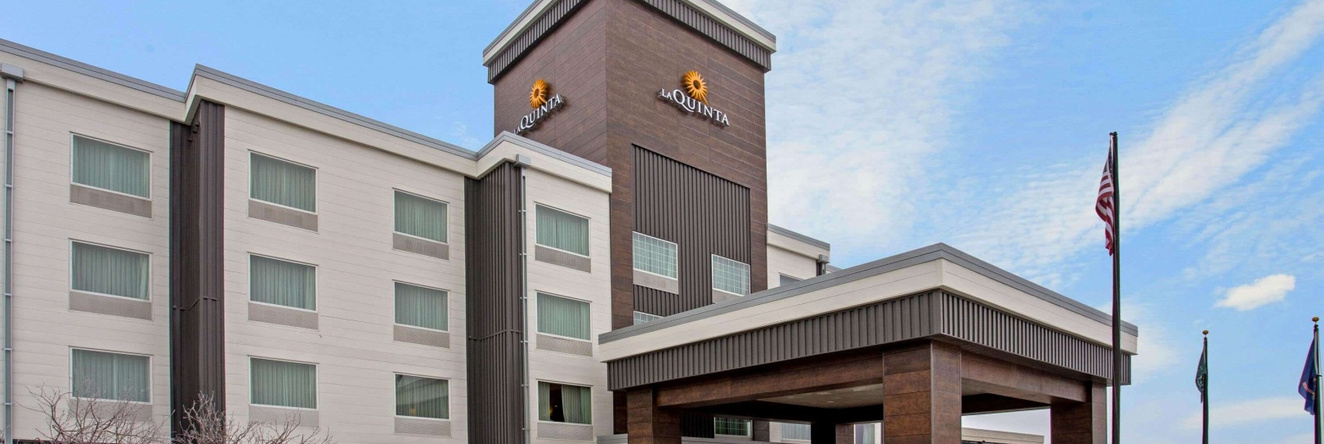 La Quinta Inn & Suites by Wyndham Bismarck, 俾斯麦 — 照片 1