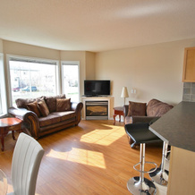 Executive Private Suites Near Calgary, Стратмор — фото 2