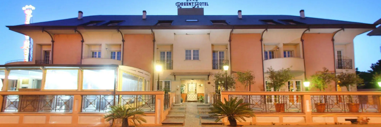 Regent Beach Hotel & Apartments, Reggio di Calabria — photo 1