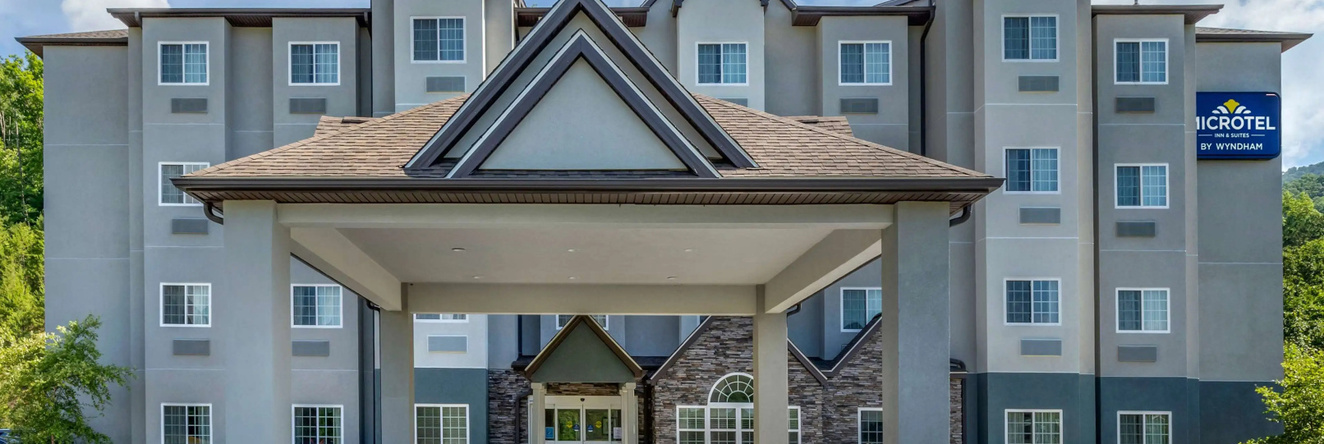 Microtel Inn & Suites By Wyndham Sylva Dillsboro Area, 迪尔斯伯勒 — 照片 1