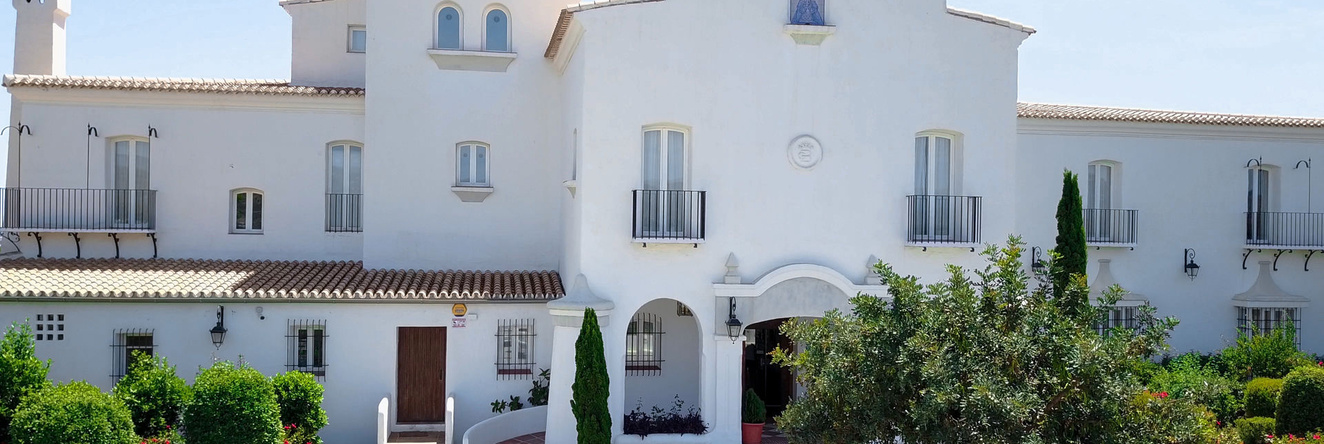 B bou Hotel Cortijo Bravo, 贝莱斯-马拉加 — 照片 1