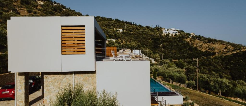Luxury 2S Villa Alpha With Private Pool, Сивота — фото 1