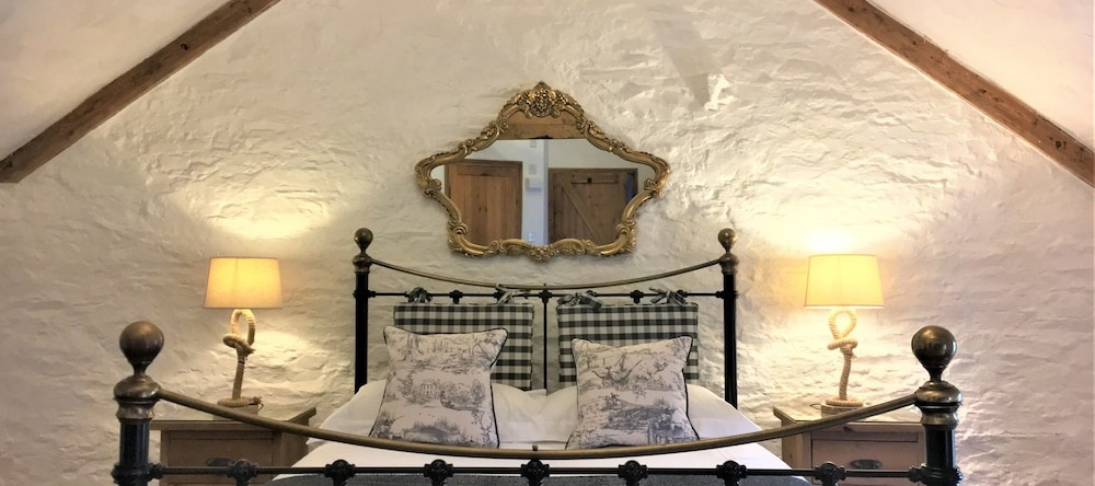Merlin Farm Daymer and Treyarnon, Mawgan Porth — photo 1