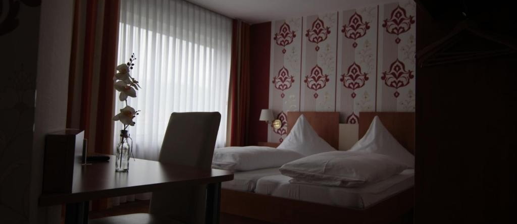 Hotel Linden, 克尼尔瓦尔德 — 照片 1
